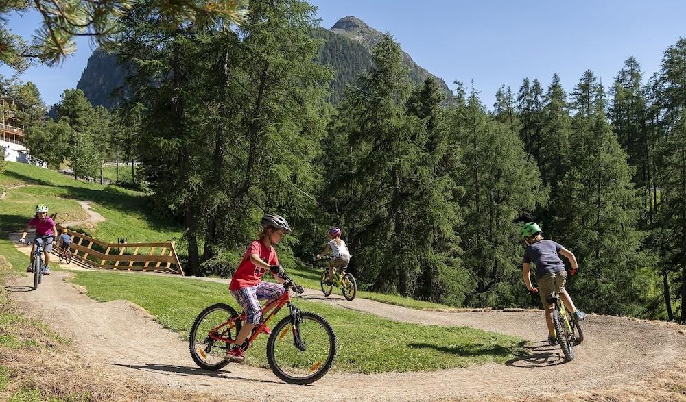 Hotel Saratz Pontresina Εξωτερικό φωτογραφία